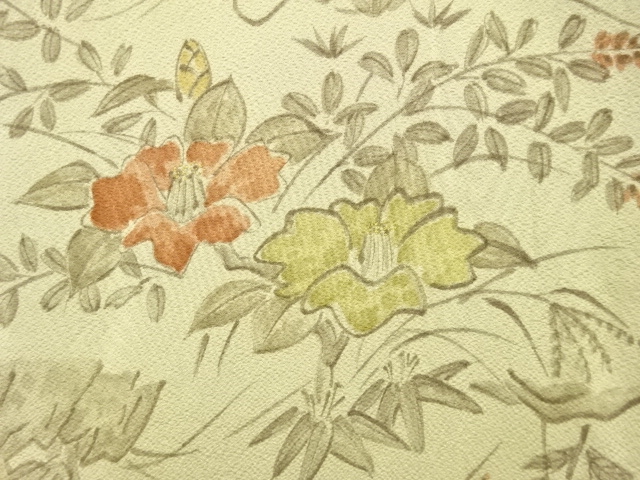  手描き　牡丹に椿・菊模様　小紋着物